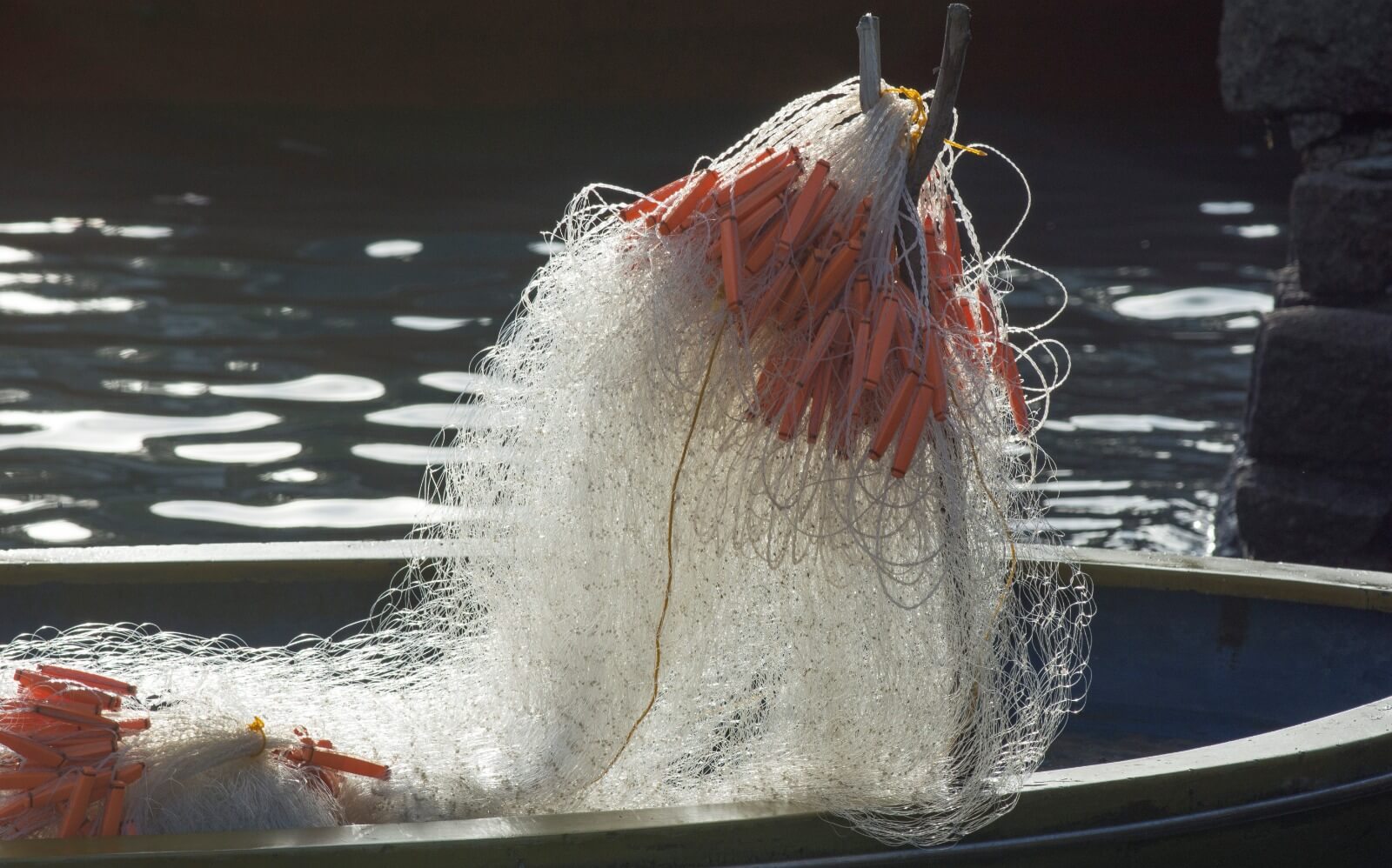 Croucher Ecology | Since the ban on trawling, fishing in Hong Kong waters has mainly been on smaller 
                    craft, such as sampans, with fishing gear including gill nets. Photo: Katherine Forestier